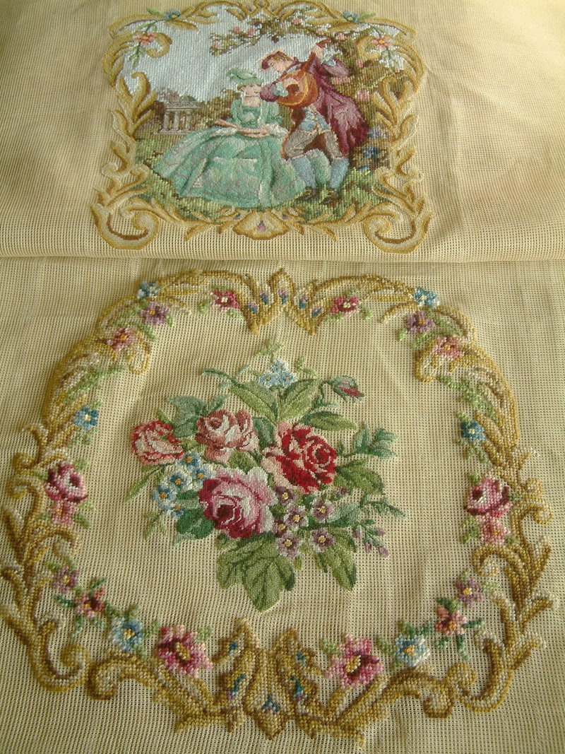 フランスアート　額縁セット　NEEDLEPOINT Vintage Vintage Framed Silk Needlepoint Artwork With Floral Designs